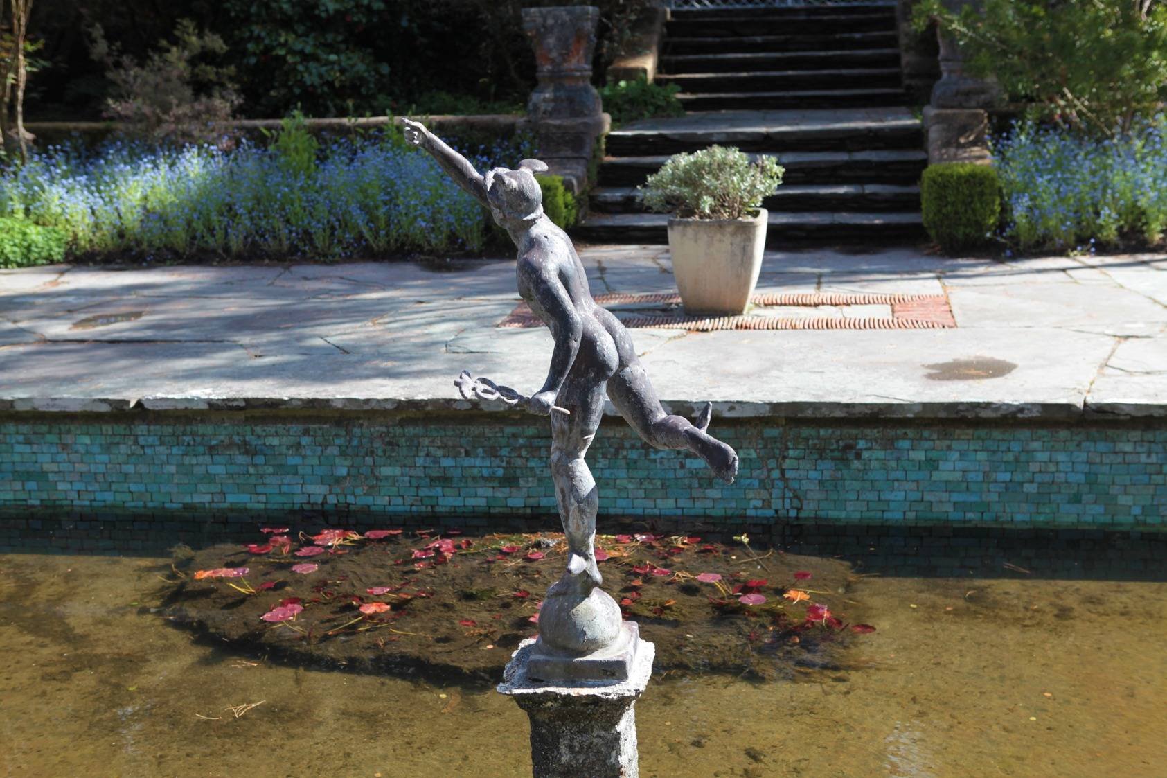 This sculpture in the fountain at the Italian Garden is a copy of Gianbologna's 'Winged Mercury'. OPW.